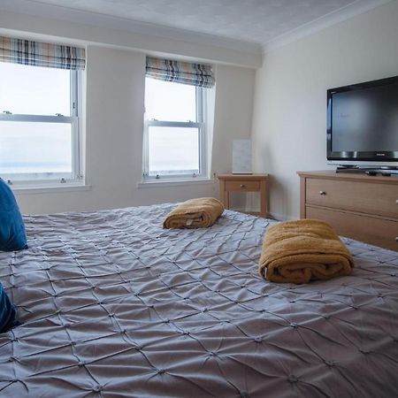 North Beach Heights - 2 Bedroom Penthouse - Tenby Exterior foto